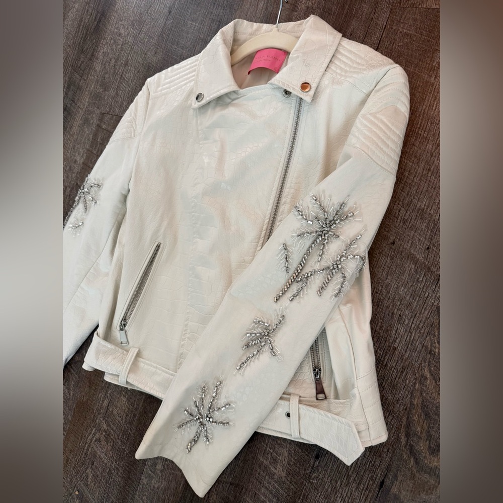 Azalea Wang Women's White Embellished Leather Jacket - Picture 5 of 11